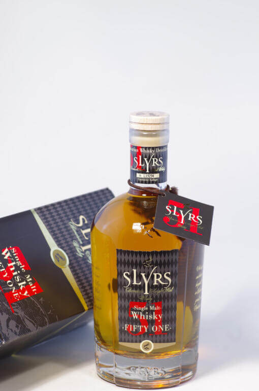 Slyrs Single Malt Whisky Fifty One Bild