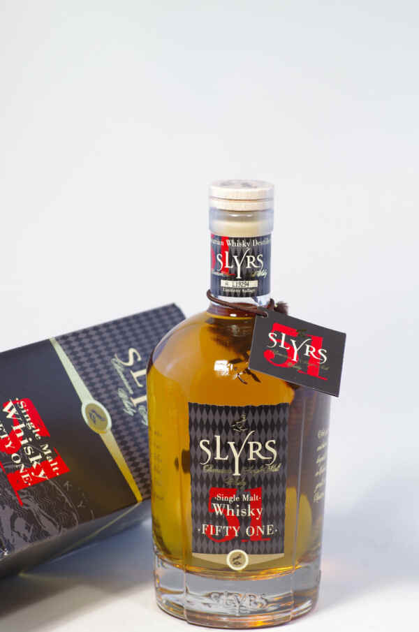 Slyrs Single Malt Whisky Fifty One Bild